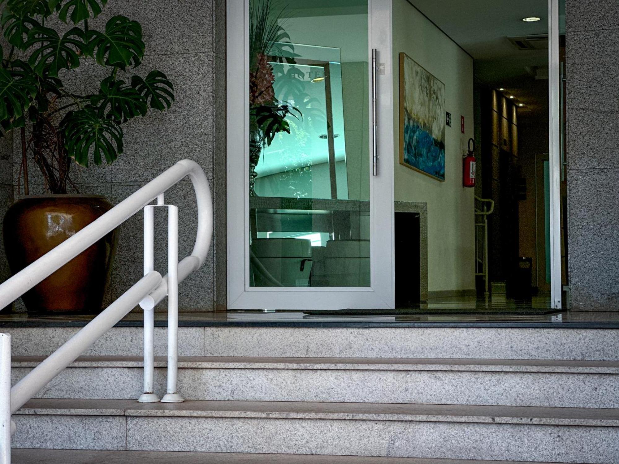 Hotel Cianorte Diamond ภายนอก รูปภาพ